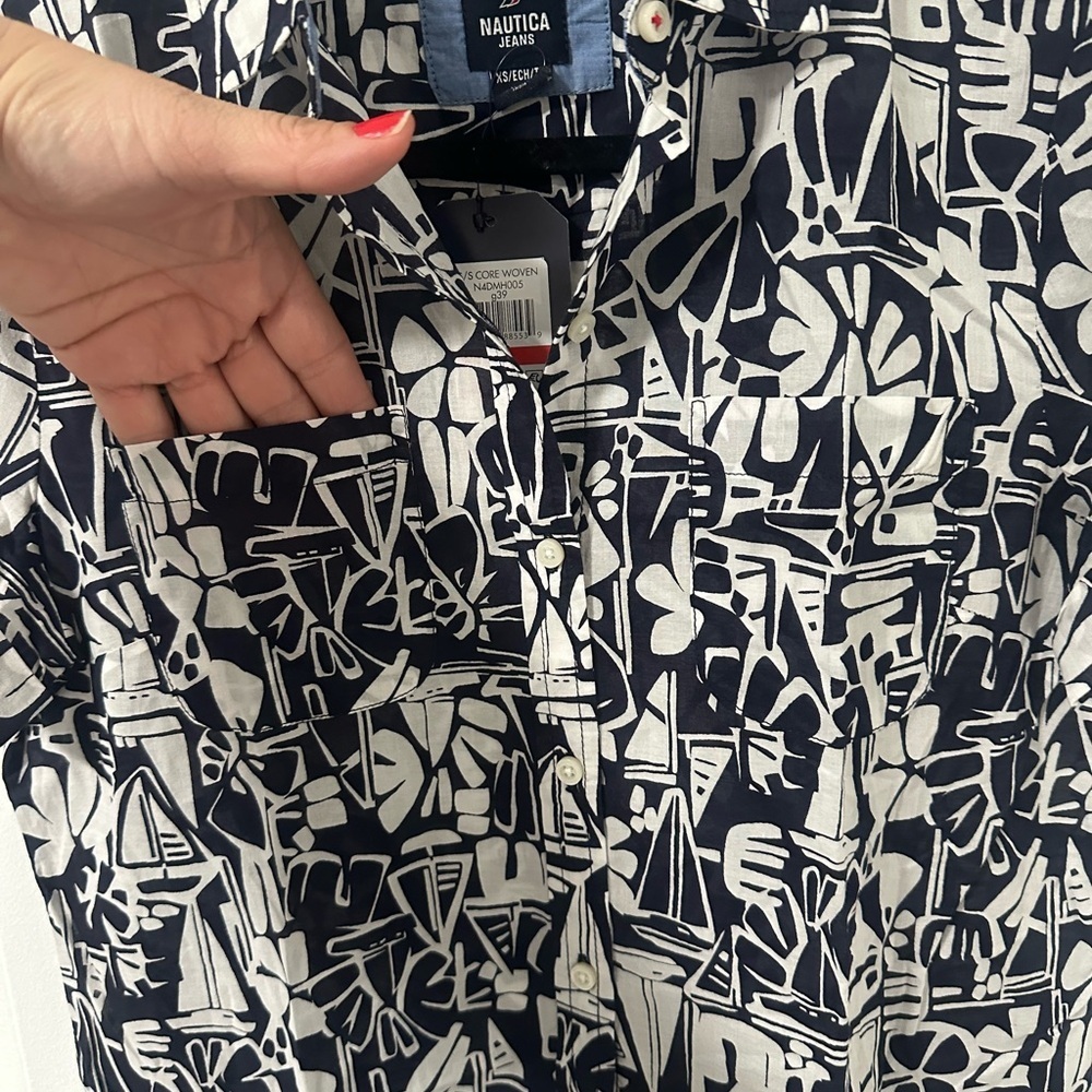 Nautica Jeans Women's Tiki Blue Print Cotton Button-Front Shirt, Size XS NWT - Picture 7 of 10